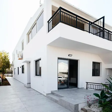 Διαμέρισμα Stunning In Center Πάφος